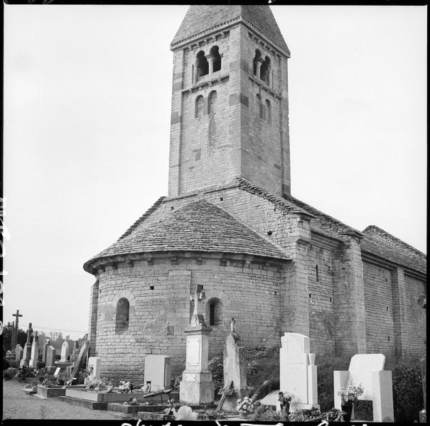 Ensemble nord-est et clocher