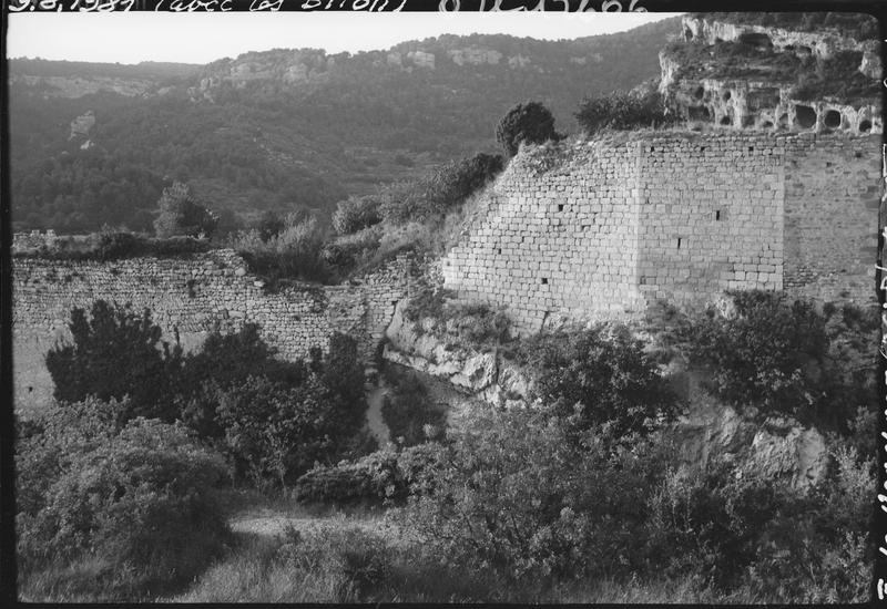 Enceinte en ruines