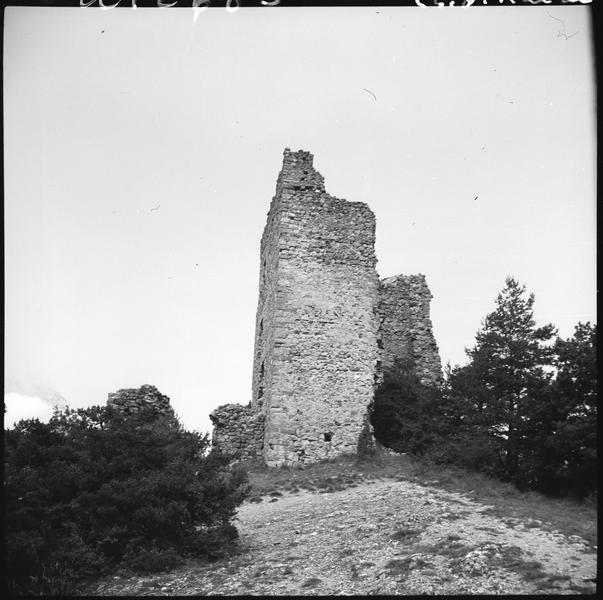 Tour en ruines