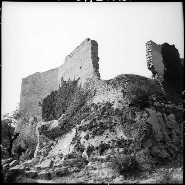 Enceinte en ruines