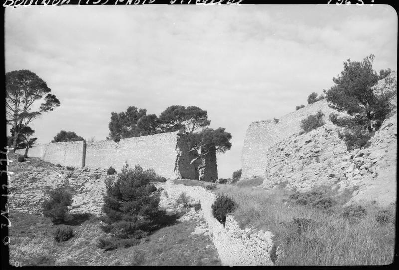 Enceinte en ruines