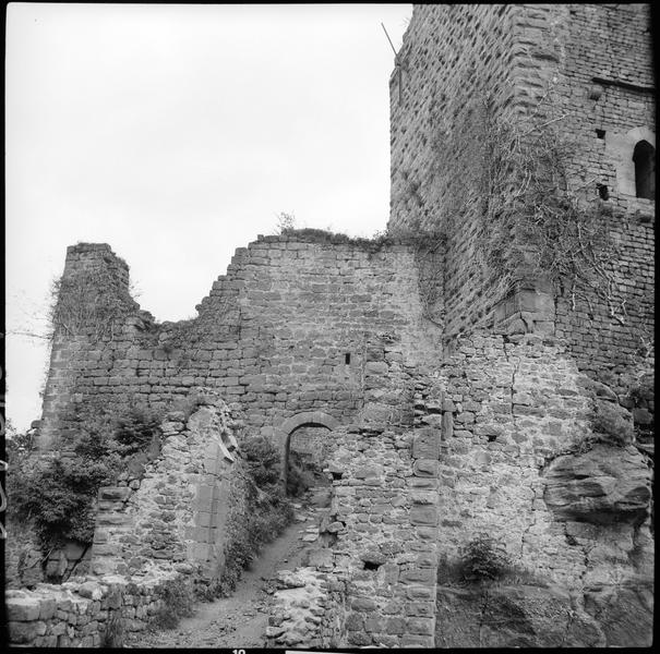 Enceinte en ruines