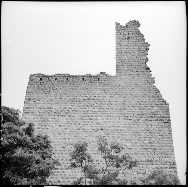 Enceinte en ruines