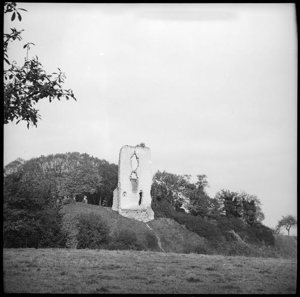 Vestiges d'une tour