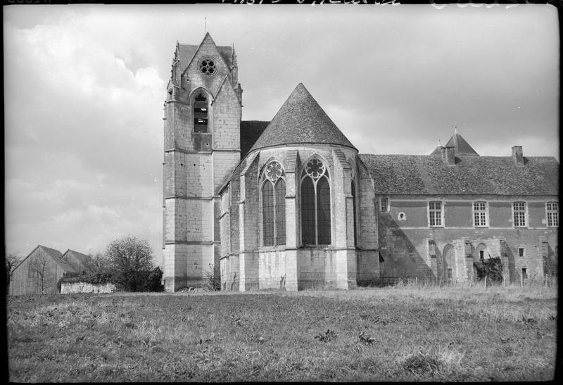 Abside et clocher de l'église