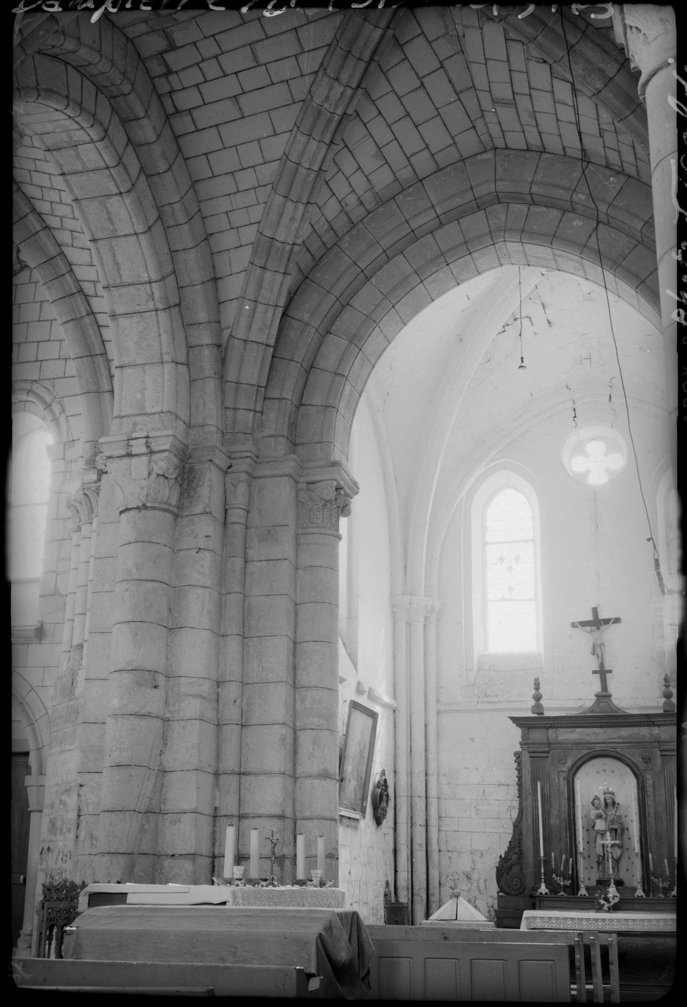 Intérieur : une chapelle