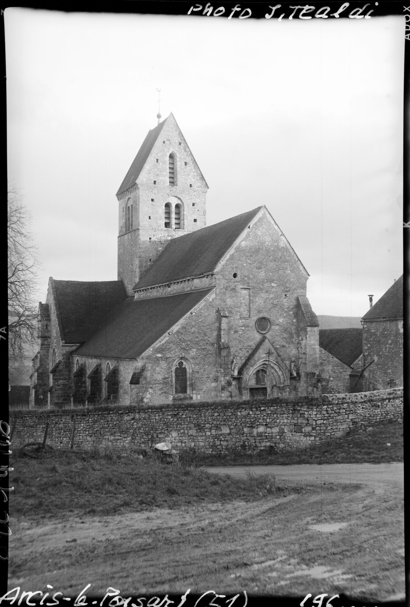 Ensemble nord-ouest et clocher