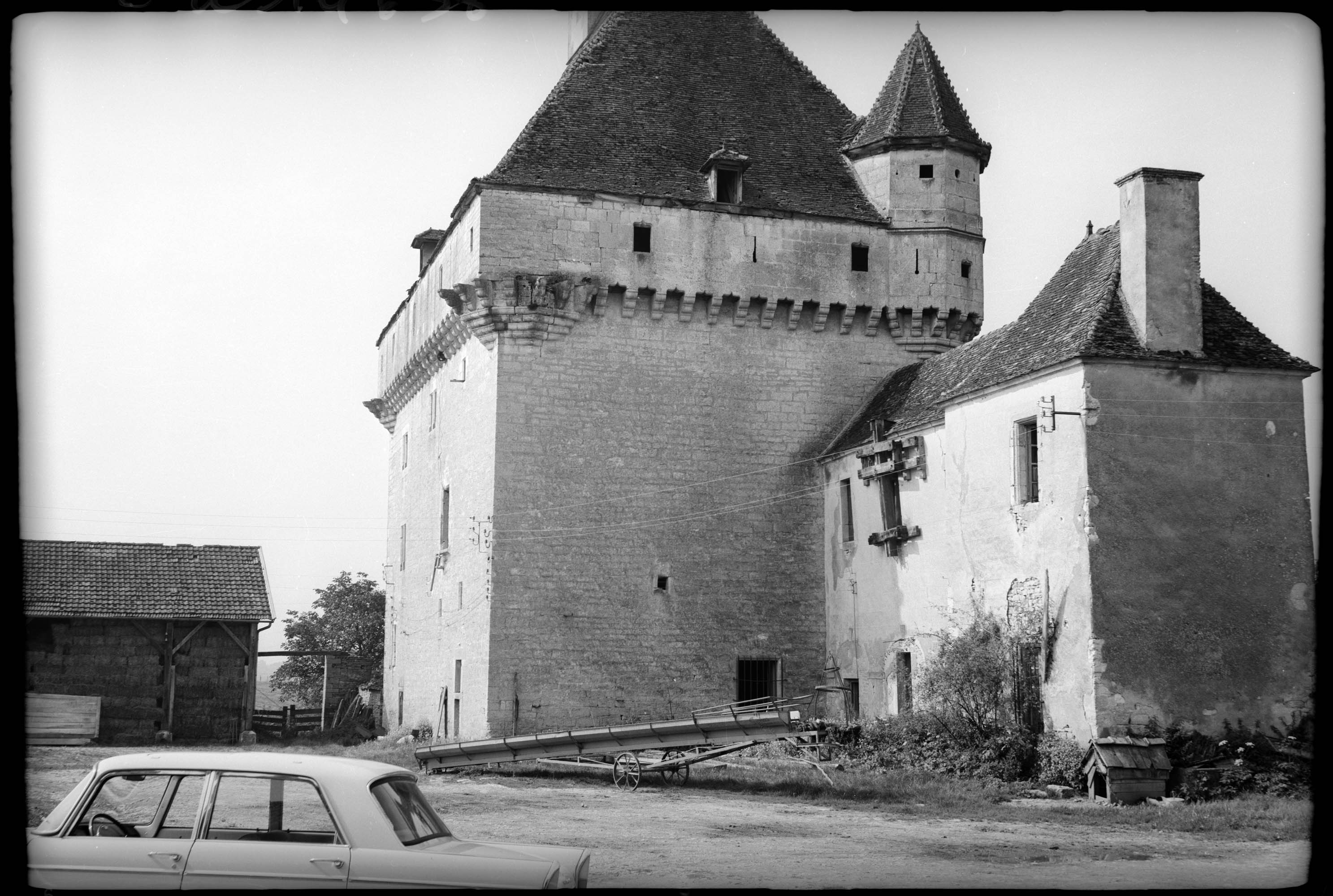 Ensemble est sur cour intérieure