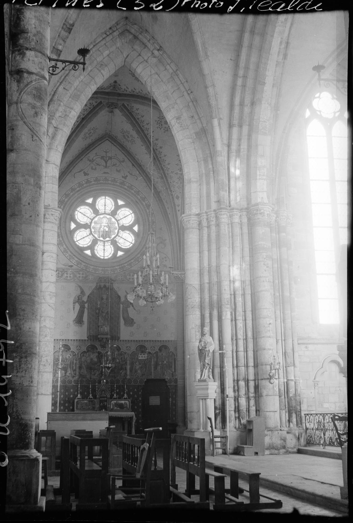 Intérieur : une chapelle