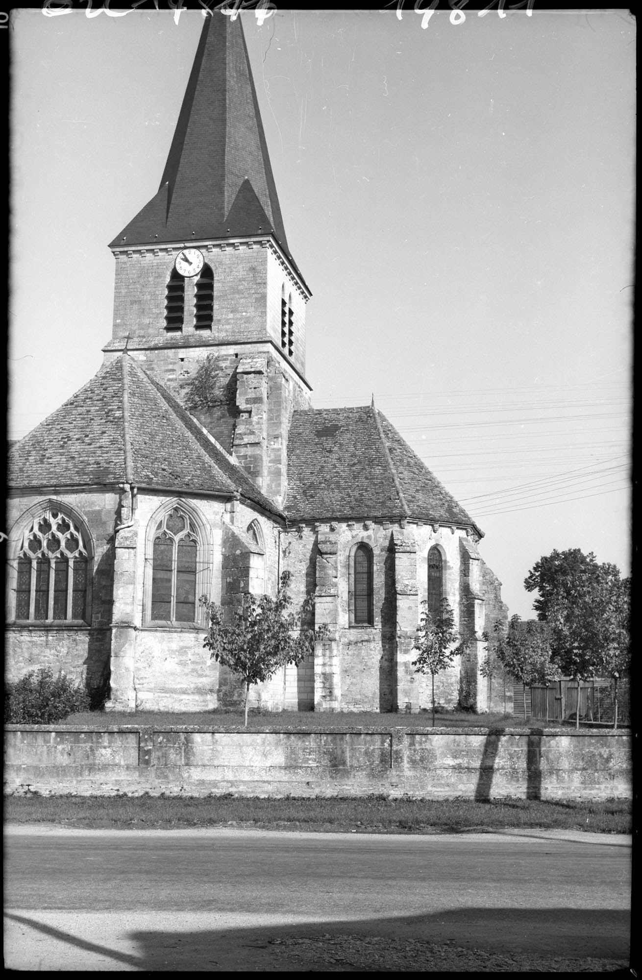 Abside, côté sud et clocher