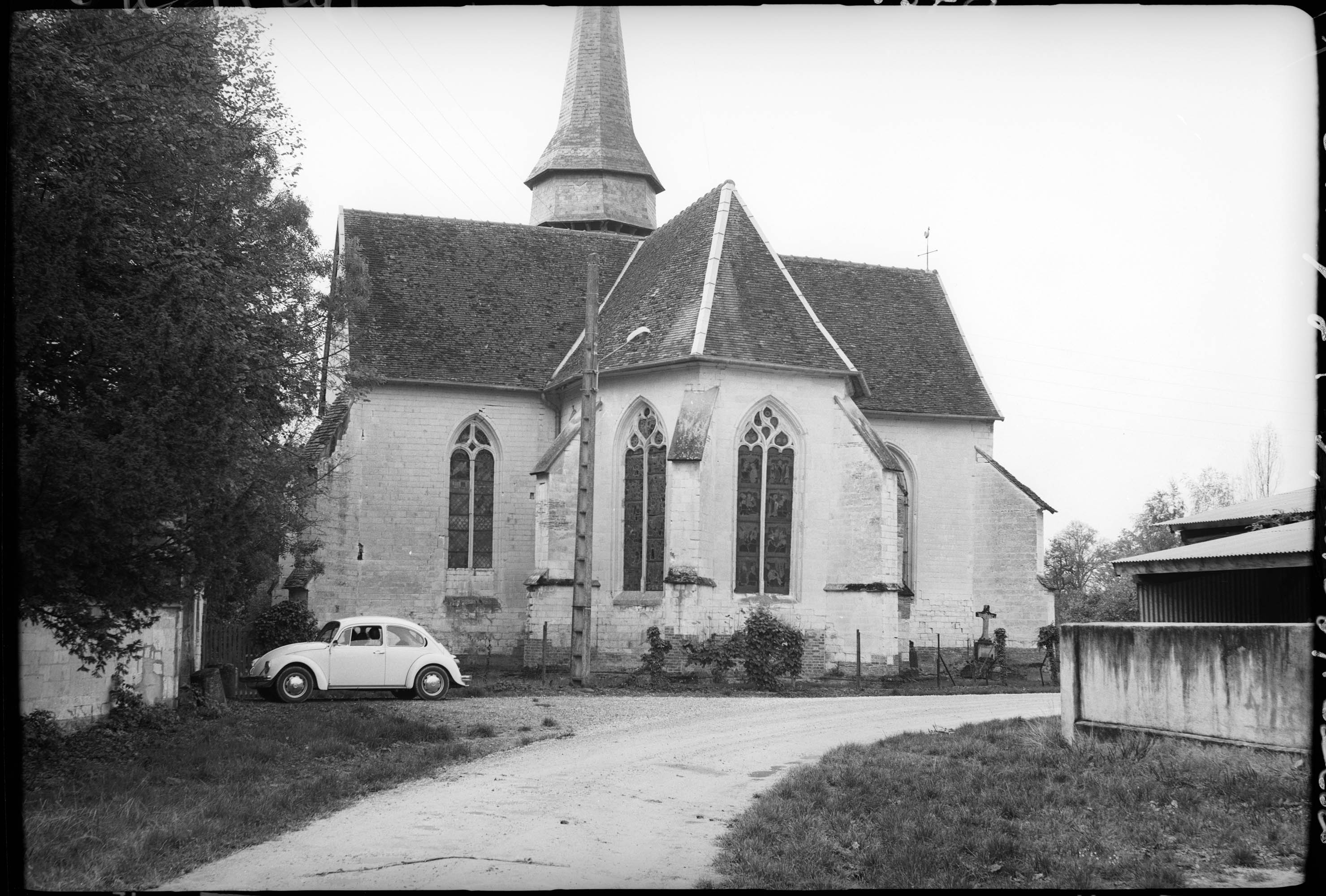 Église de l'Assomption de la Sainte Vierge (aussi appelée chapelle de Brantigny)