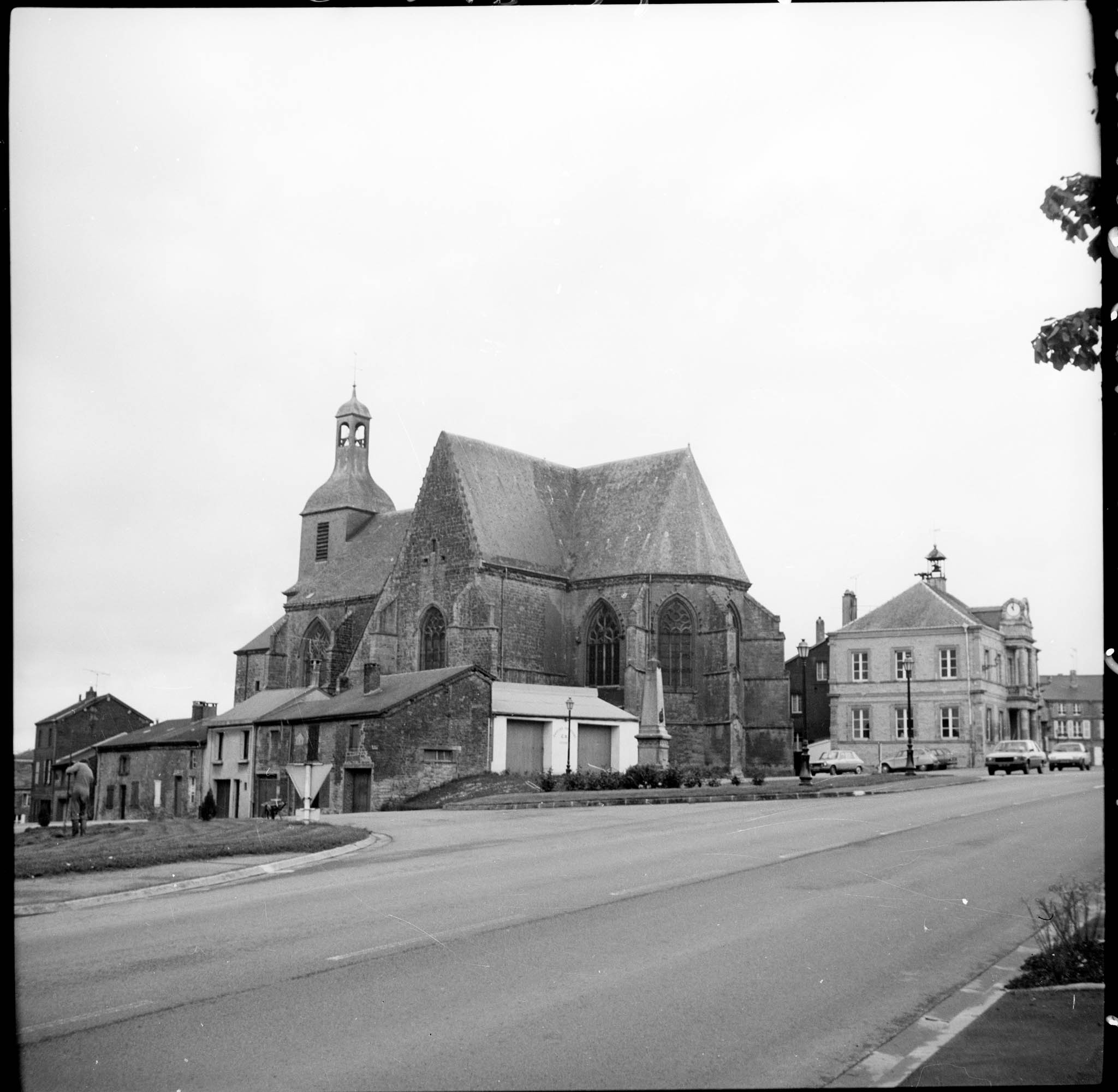 Ensemble sud-est sur une place