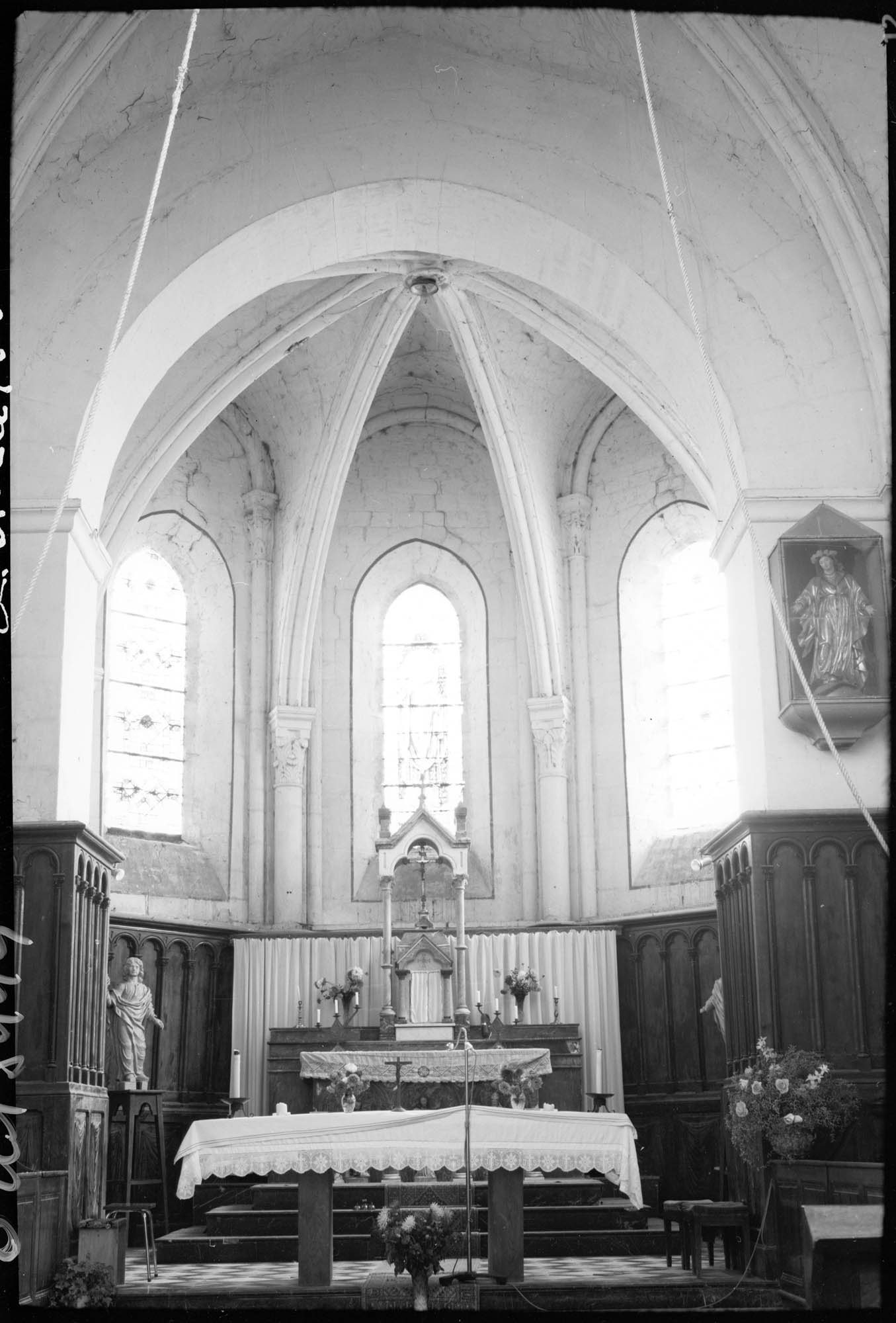 Intérieur : le choeur