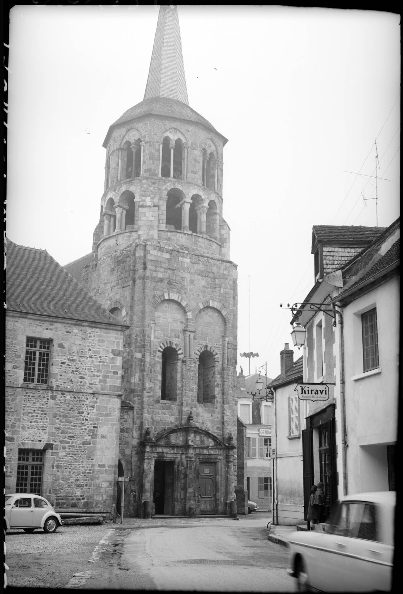 Clocher, côté ouest