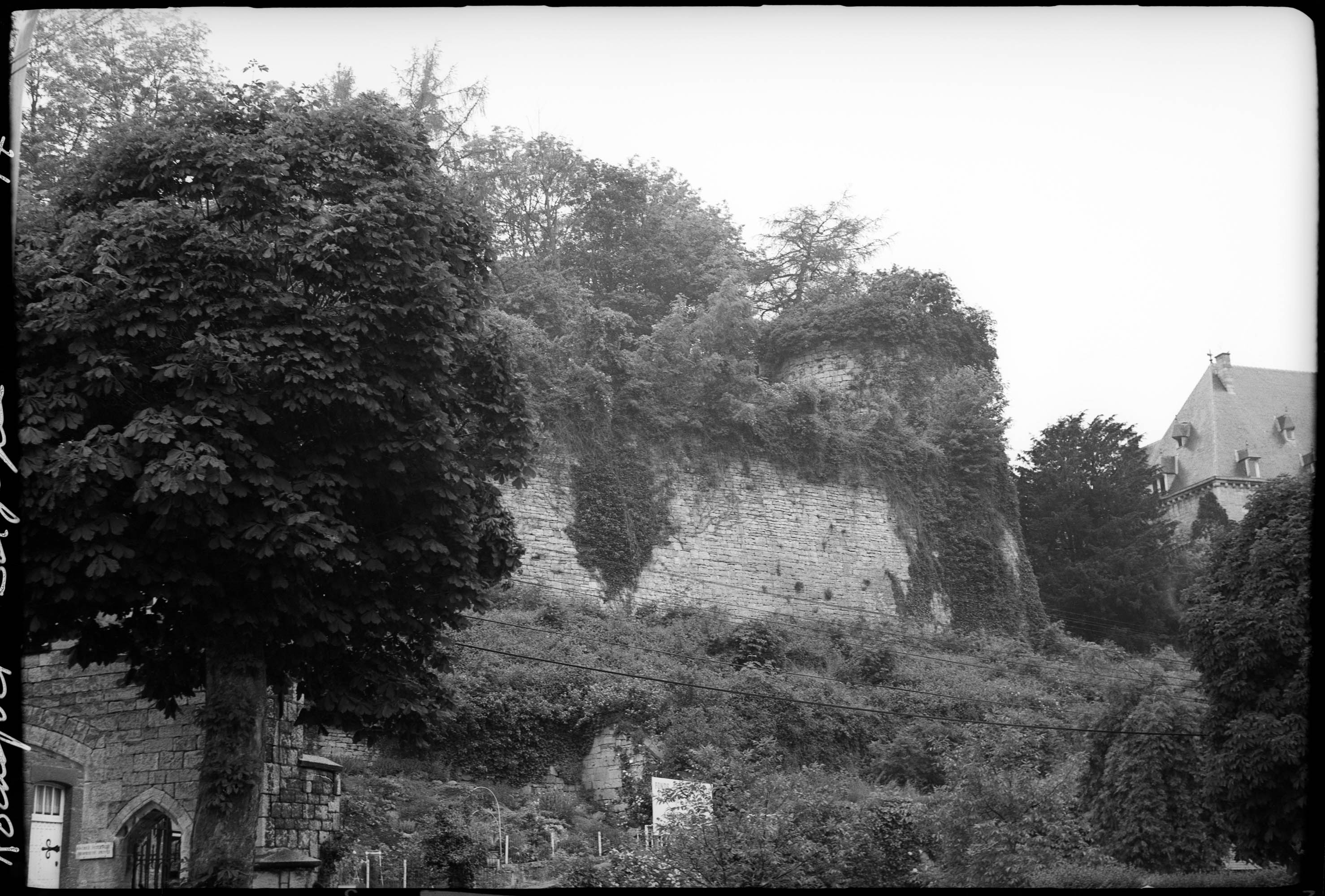Enceinte en ruines
