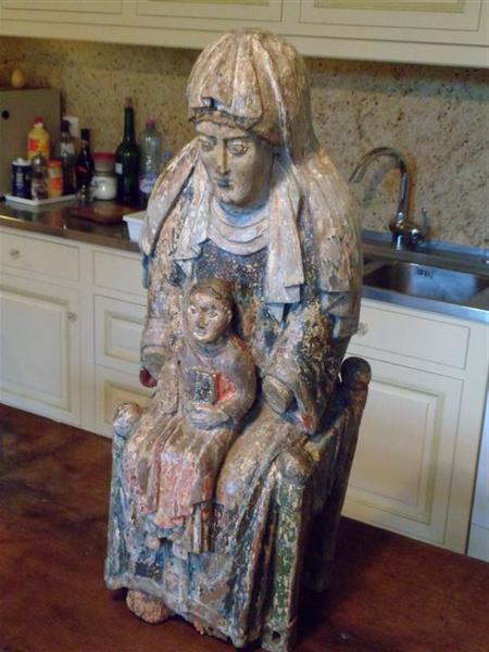 statue : Vierge à l'enfant, vue générale