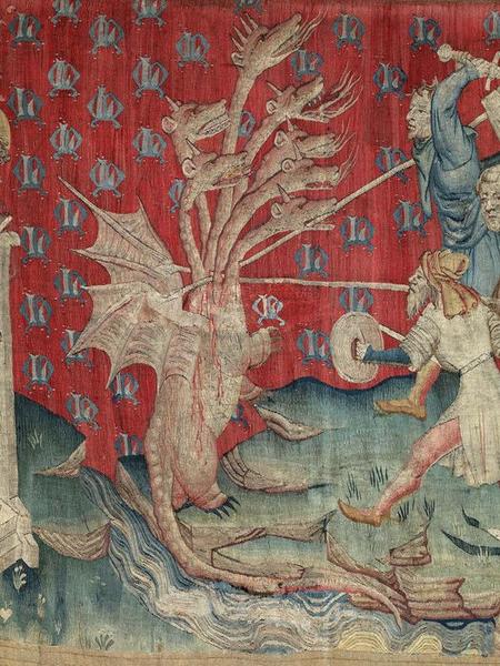 Tenture de l'Apocalypse : troisième pièce : Le Dragon combat les serviteurs de Dieu, détail