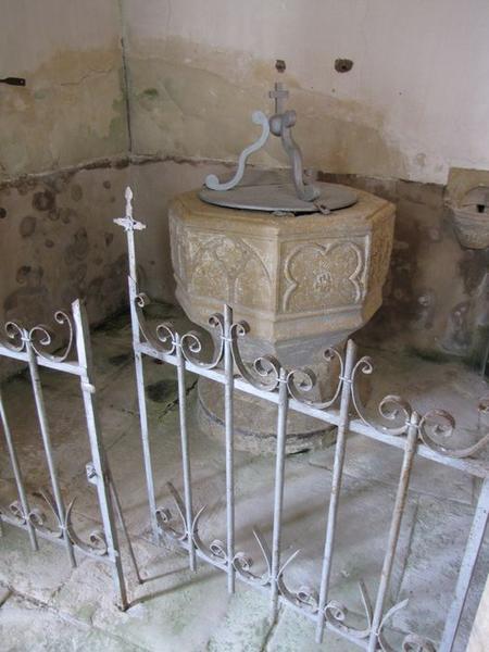 fonts baptismaux, vue générale