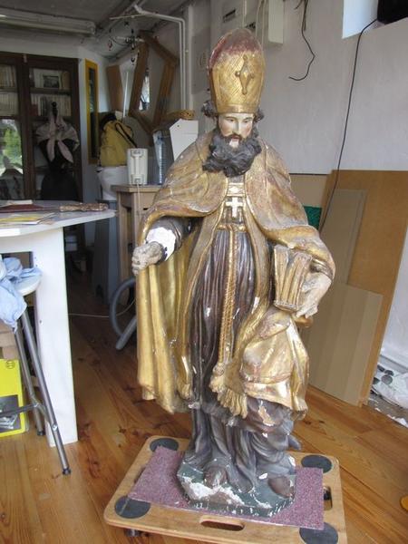 statue : saint Hilaire, vue générale