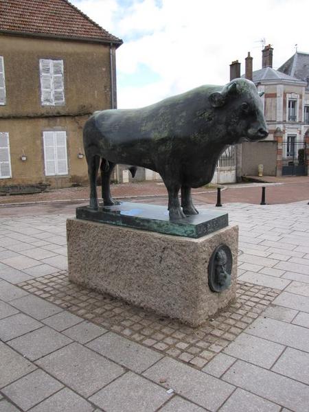 statue : Taureau, vue générale - © Ministère de la Culture (France), Médiathèque du patrimoine et de la photographie, diffusion RMN-GP