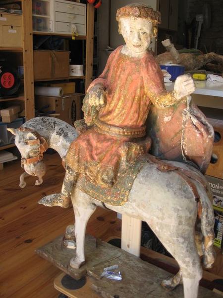groupe sculpté : la Charité de saint Martin, vue partielle