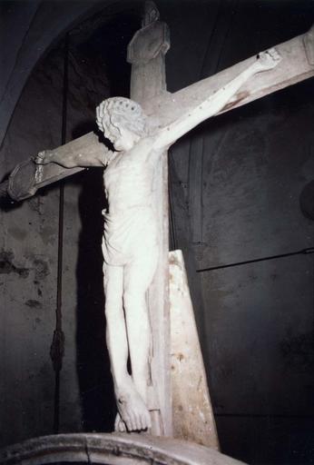 statue : Christ en croix, bois sculpté, 16e siècle - © Ministère de la Culture (France), Médiathèque du patrimoine et de la photographie (objets mobiliers), tous droits réservés