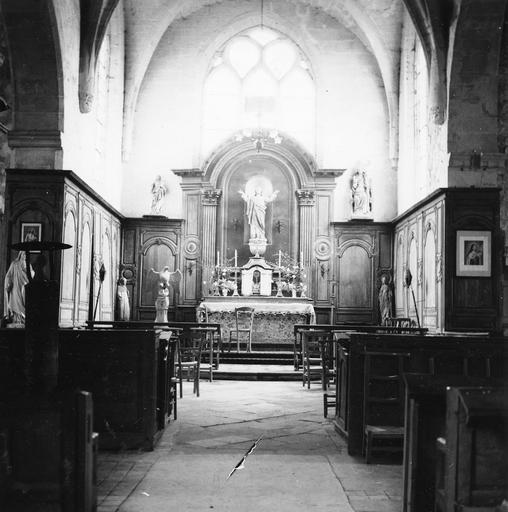 lambris de revêtement du choeur