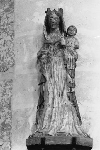 Statue : Vierge à l'Enfant