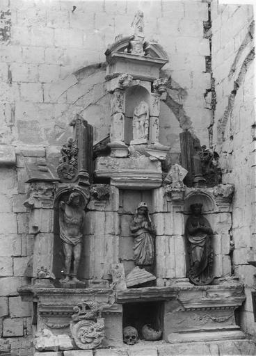 retable et ses statues, 16e siècle - © Ministère de la Culture (France), Médiathèque du patrimoine et de la photographie (objets mobiliers), tous droits réservés