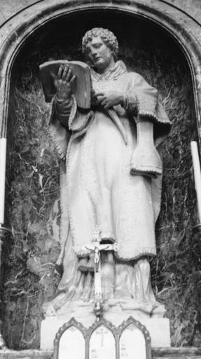 statue : saint Gervais ou saint Protais, pierre, 18e siècle