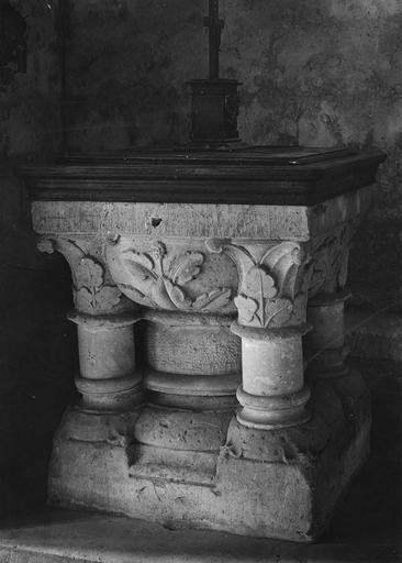 fonts baptismaux - © Ministère de la Culture (France), Médiathèque du patrimoine et de la photographie (objets mobiliers), tous droits réservés