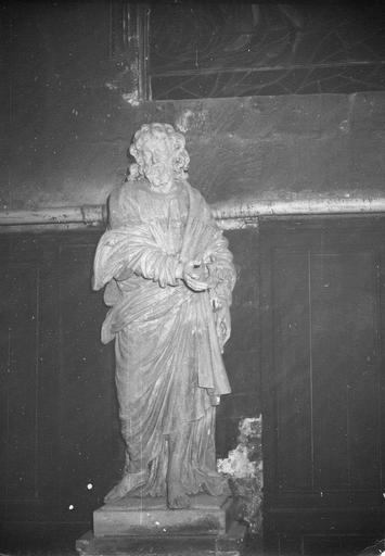 statue : saint Joseph, pierre, provenant de la chartreuse de Bourgfontaine