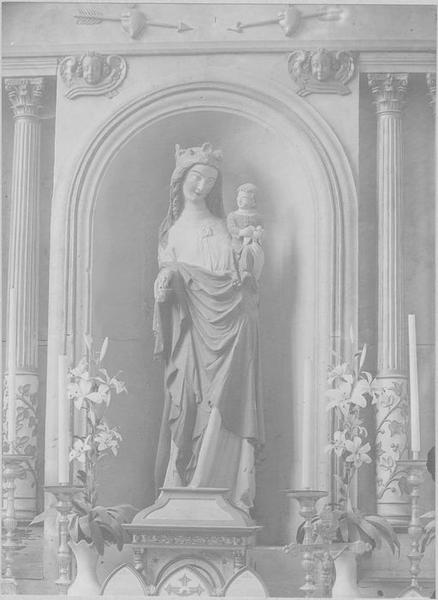 statue : Vierge à l'enfant, vue générale