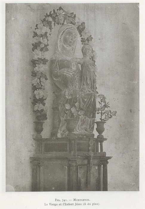 Statue : Vierge à l'Enfant
