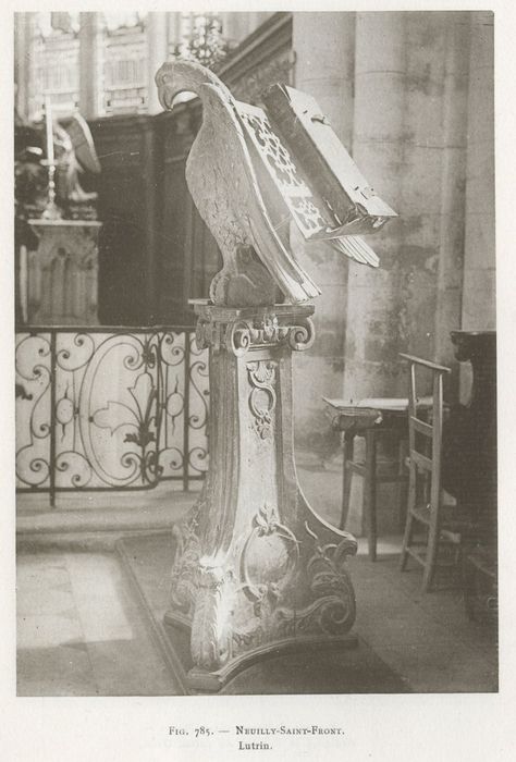 Lutrin (aigle-lutrin)