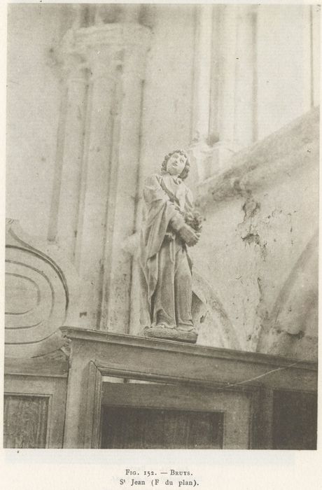 2 statues : Vierge, saint Jean