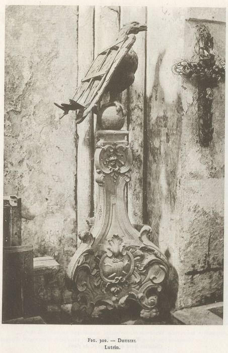 Lutrin (aigle-lutrin)