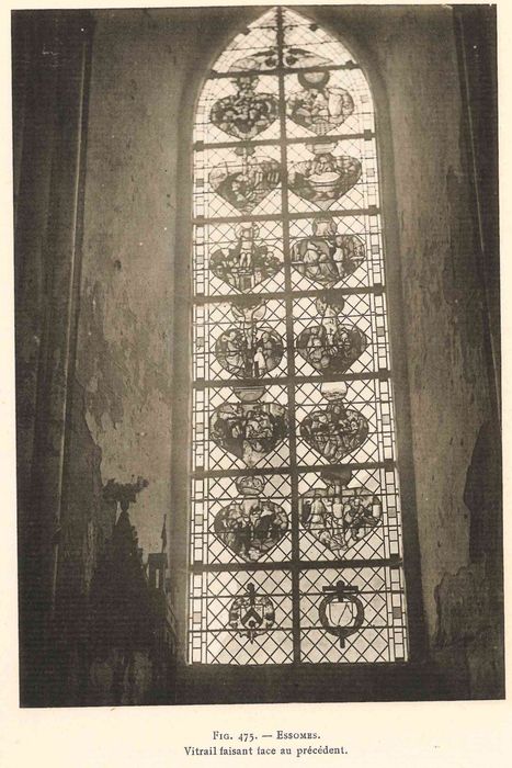 verrière : scènes de l'enfance du Christ, scènes de la passion et de la vie glorieuse