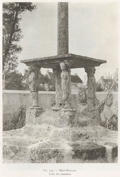 vue partielle de la croix