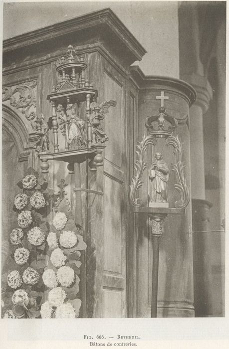 bâtons de procession (bâton de confrérie) : évêque (un), sainte martyre (une)