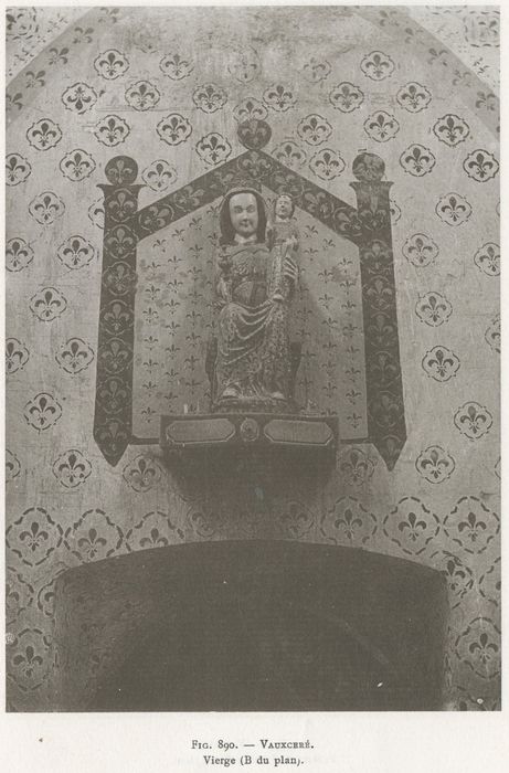 Statue : Vierge à l'Enfant assise