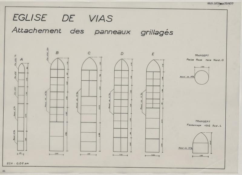 Attachement des panneaux grillagés.