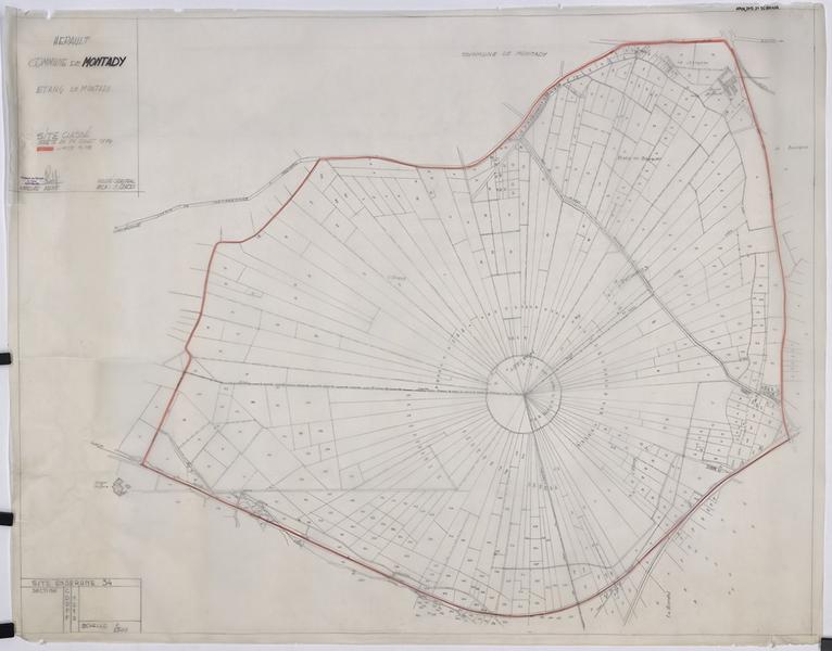 Etang de Montady : limite du site classé sur le relevé cadastral.