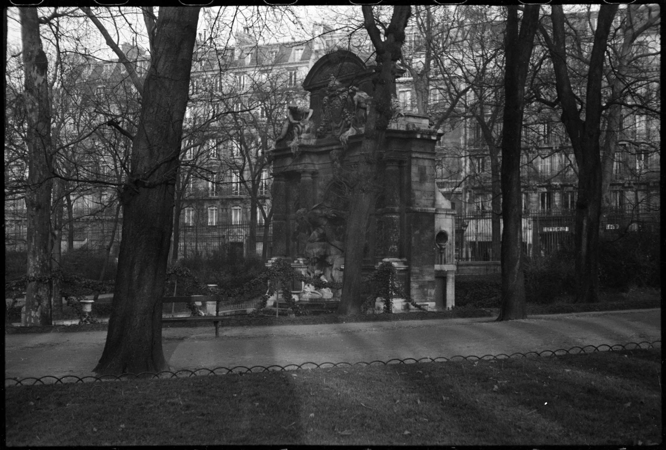 Fontaine vue de biais