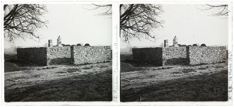 Casemate et statue de Jules Janssen