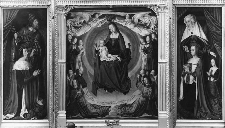 tableau : triptyque dit du Maître de Moulins, La Vierge et l'Enfant couronnée par des anges entre Pierre II duc de Bourbon et Anne de Beaujeu sa femme, panneau peint, 16e siècle