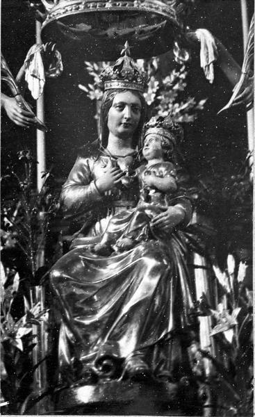 statue : Vierge à l'enfant, vue générale