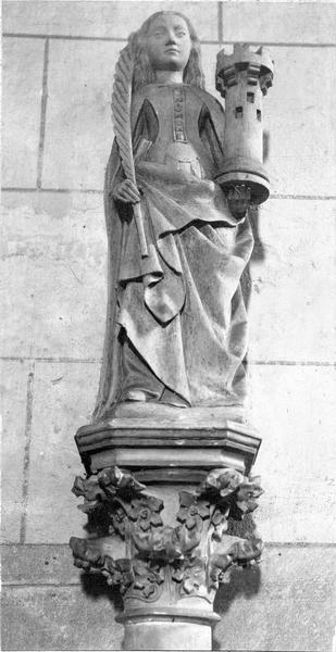 statue : sainte Barbe, vue générale