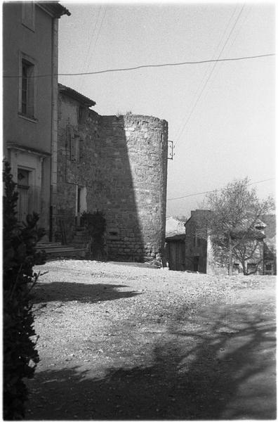 Ancienne tour sur les remparts