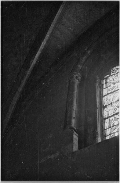 Intérieur : vitrail